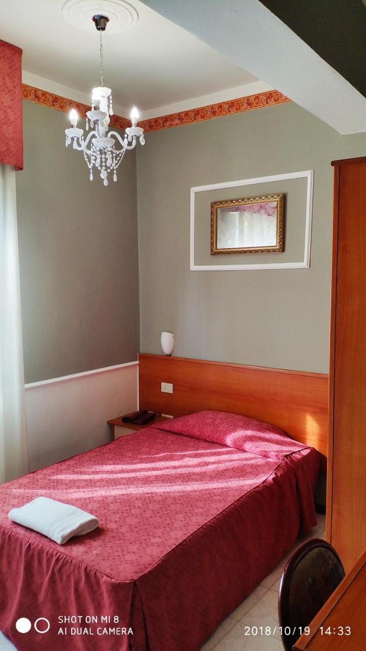 Minerva Hotel 3*
